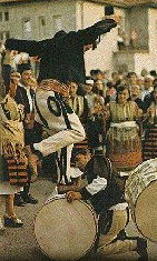 Man on tupan